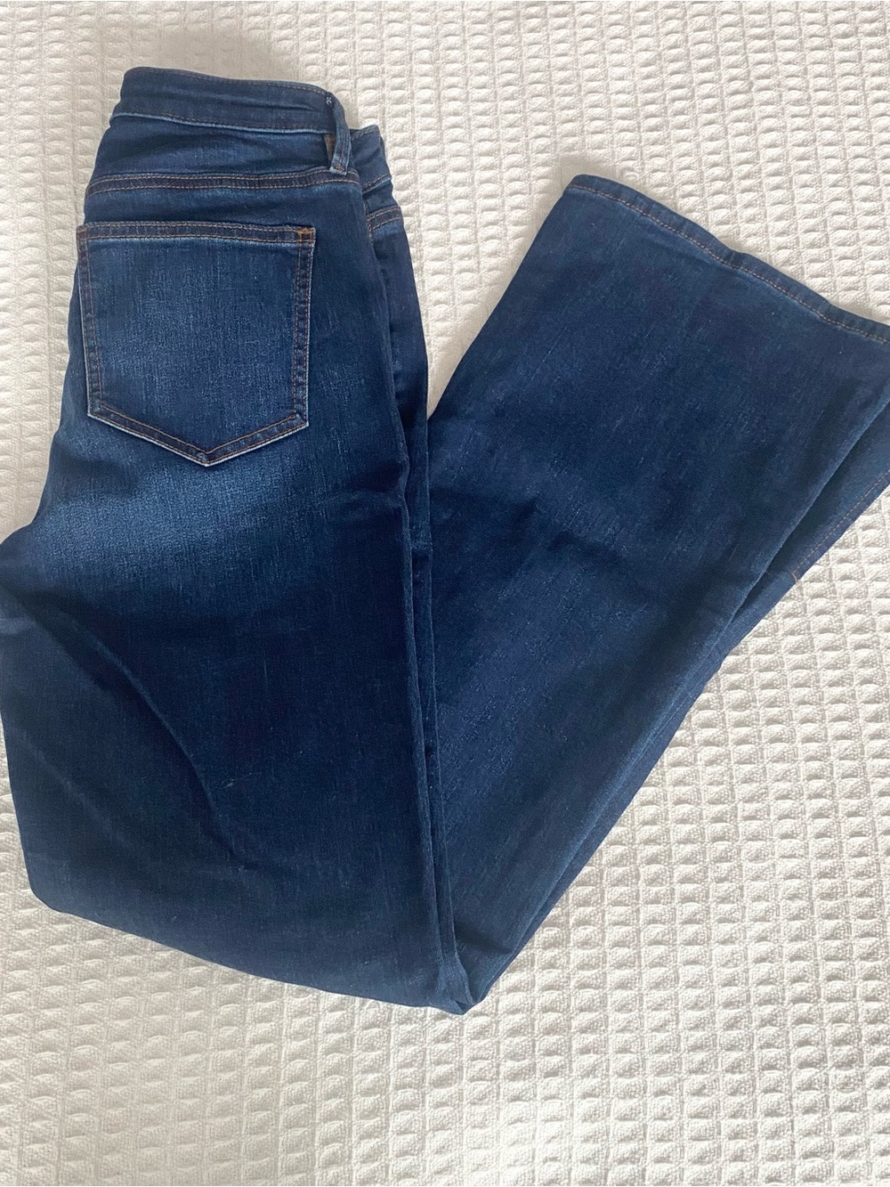 Ann Taylor The Boot Mid Rise Curvy Fit Jeans size 4